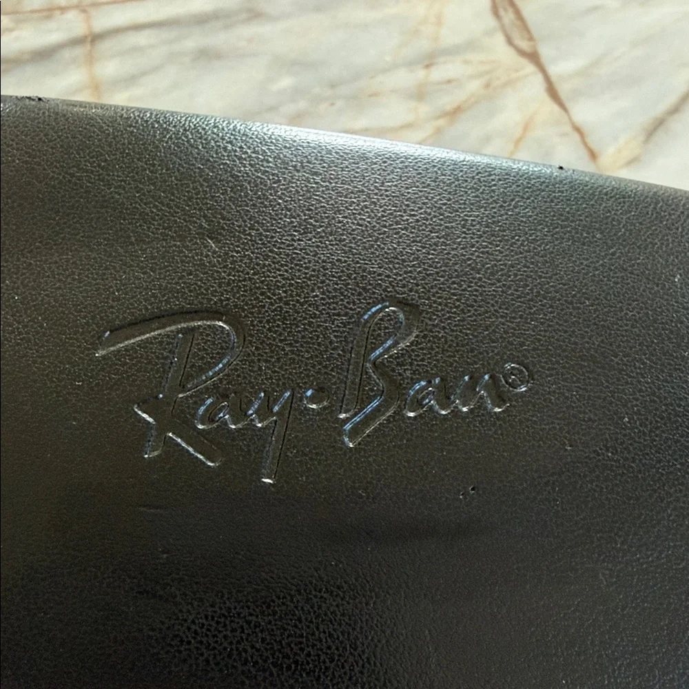 Ray-Ban Classic Black Eyewear Case Leather‎